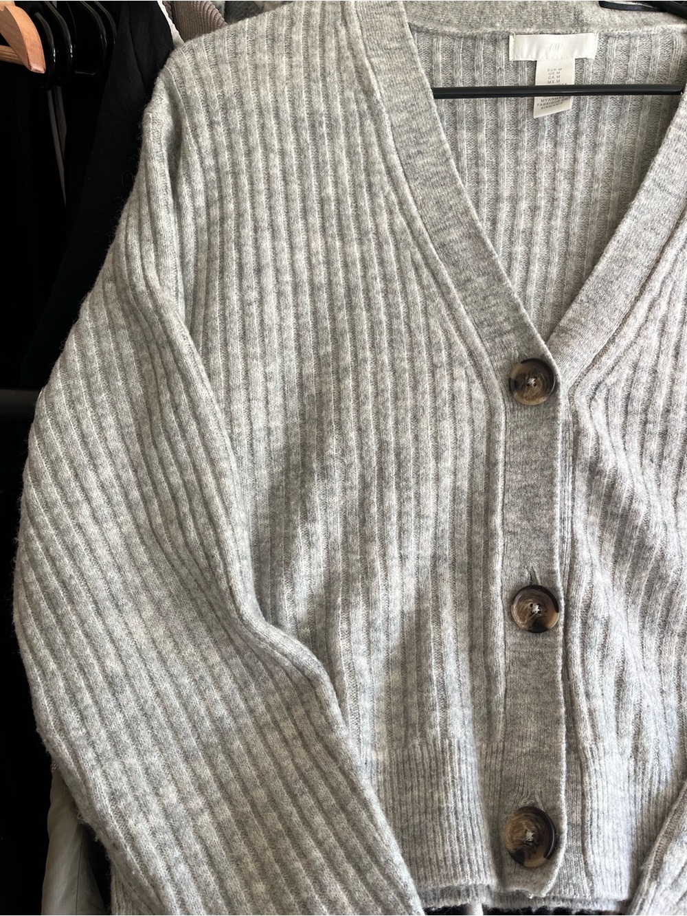 H&M Light Gray Ribbed V-Neck Button Cardigan - Picture 3 of 4